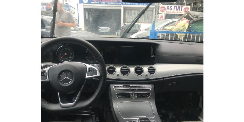 Çıkma  HURDA BELGELİ MERCEDES W213 E180 AMG Parça