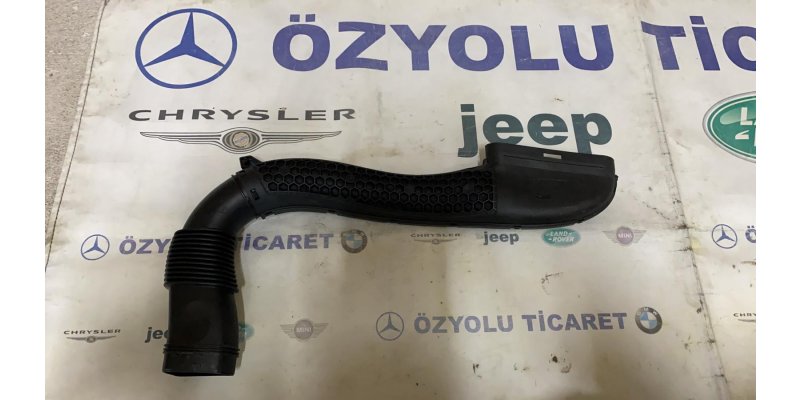 Çıkma MERCEDES W205 C SERİSİ BENZİNLİ HAVA FİLTRE HORTUMU A2740900582 Parça