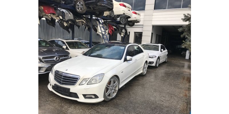 Çıkma BEYAZ MERCEDES W212 E250 CGİ 2011 MODEL HURDA BELGELİ 0004646 Parça