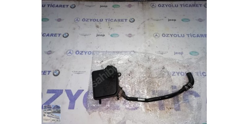 Çıkma Mercedes w204 c serisi 271 CGI Motor direksiyon pompası yağ bidonu 000870 Parça