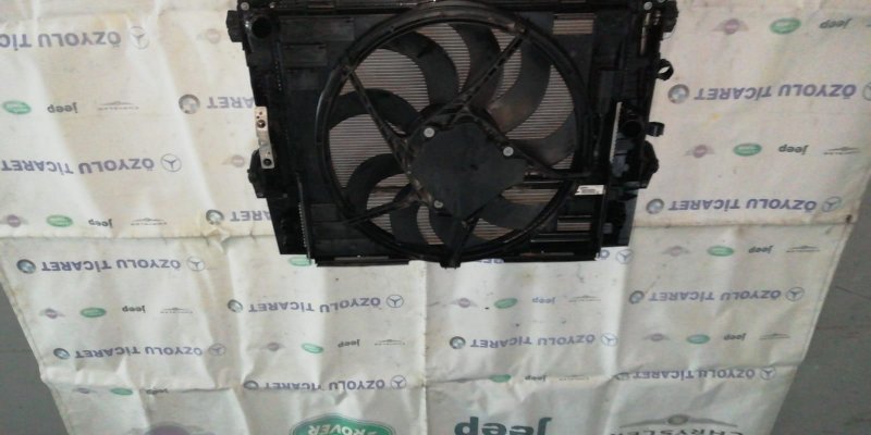 Çıkma Bmw i8 radyötör seti kople 001047  Parça