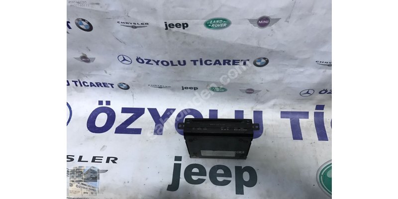 Çıkma CHRYSLER VOYAGER 2002-2008 ARASI DVD PLAYER 0010152 Parça