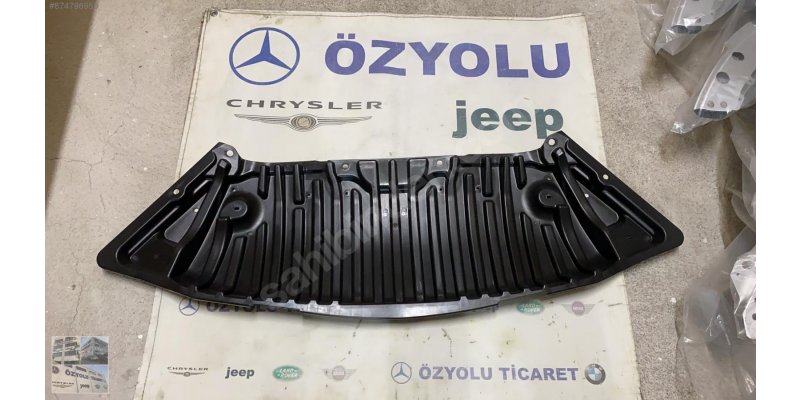 MERCEDES W204 C SERİSİ ÖN TAMPON ALT MUHAFAZA 0010340