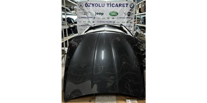 BMW F10 5 Serisi Motor Kaputu Siyah