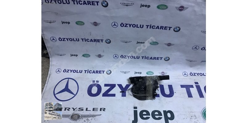 BMW X1 E84 SAĞ ARKA KAPI KİLİDİ 0010185