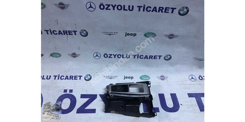 BMW X1 E84 EL FREN KUMANDA DÜĞMESİ VE ÇERÇEVESİ 0010710