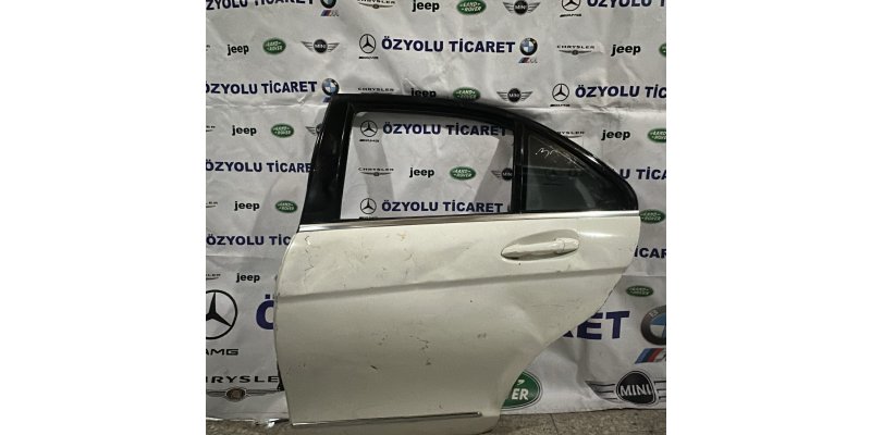 Mercedes W204 C Serisi Sol Arka Kapı Beyaz 2007-2013