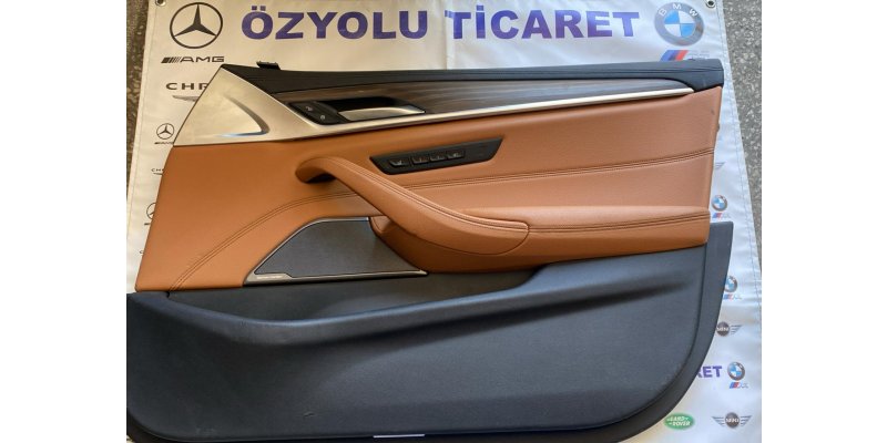 BMW G30 Sağ Ön Kapı Döşemesi