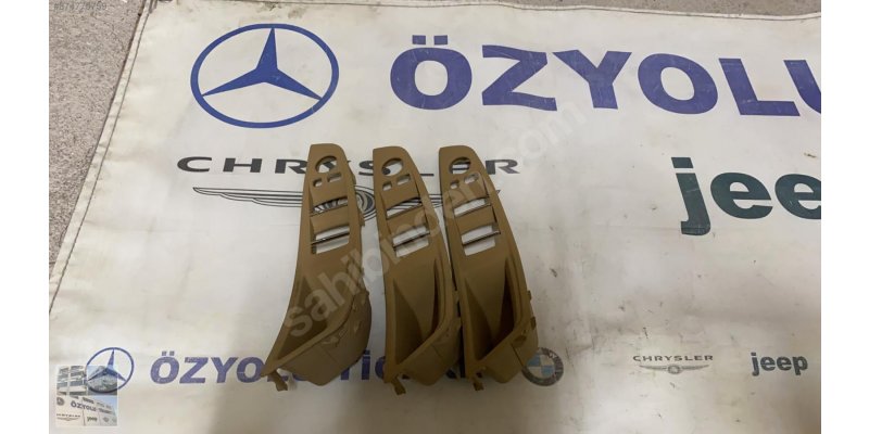 BMW F10 5 SERİSİ SOL ÖN TUTAMAK BEJ 0010357