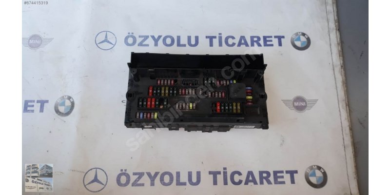Bmw f10 5 serisi sigorta tablası 31703344