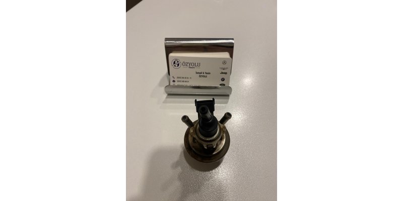 MERCEDES W205 C Serisi Adblue Enjektörü A0004901113