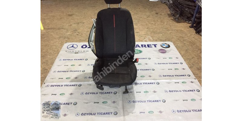 BMW 1 SERİSİ F20 SAĞ ÖN KOLTUK 0010699