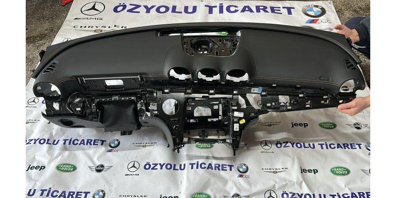 Mercedes W206 C Serisi Ön Göğüs Torpido