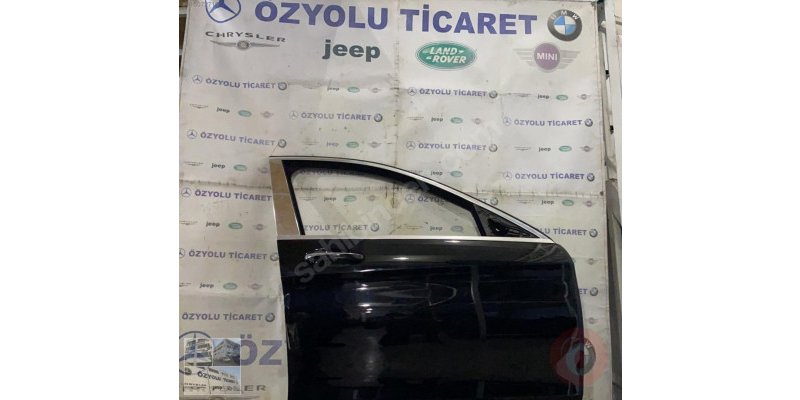 MERCEDES W222 MAYBACH SAĞ ÖN KAPI SİYAH 