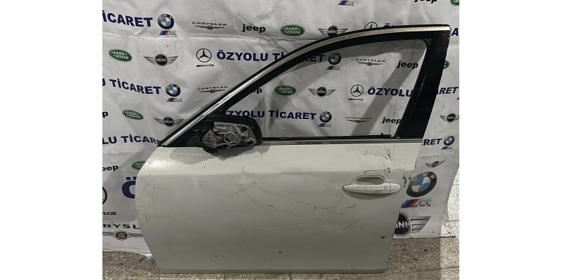 BMW E60 5 Serisi Sol Ön Kapı Beyaz 2003-2010