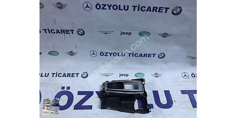 BMW X1 E84 EL FREN KUMANDA DÜĞMESİ VE ÇERÇEVESİ 0010768