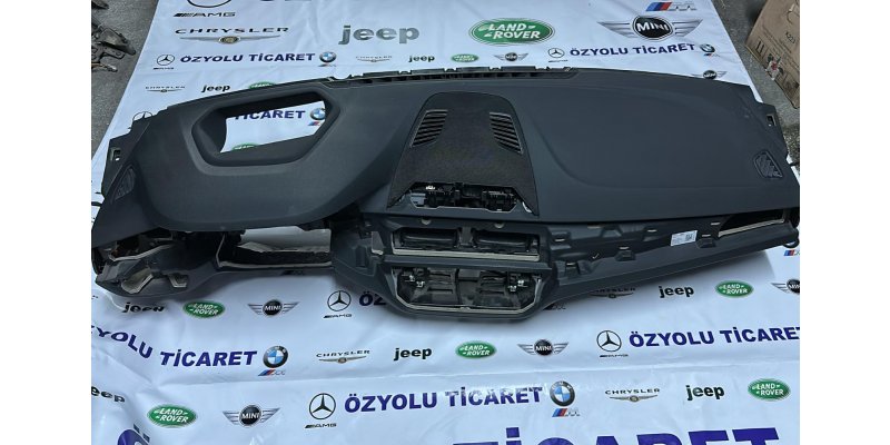 BMW G30-G30 LCİ 5 Serisi Hedaplı Göğüs Torpido