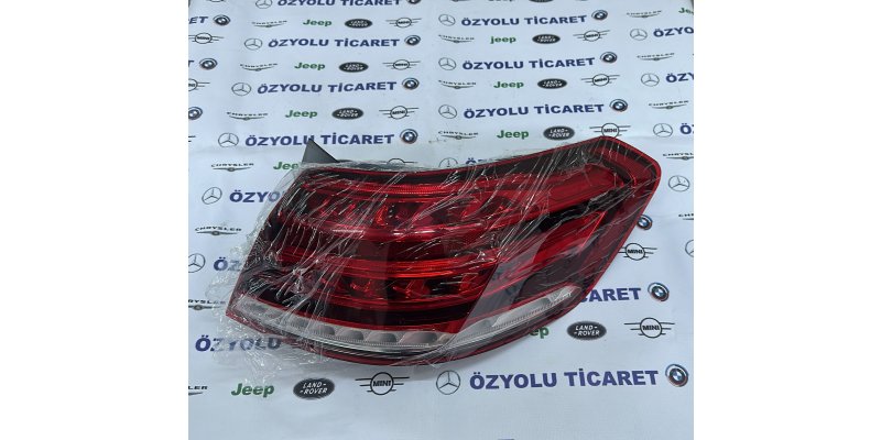 Mercedes W212 E Serisi Makyajlı Sağ Arka Stop A2129060203