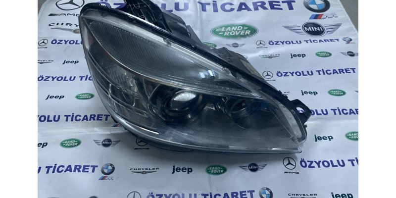 MERCEDES W204 C Serisi Sağ Zenon Far (2008-2011) A2048200259
