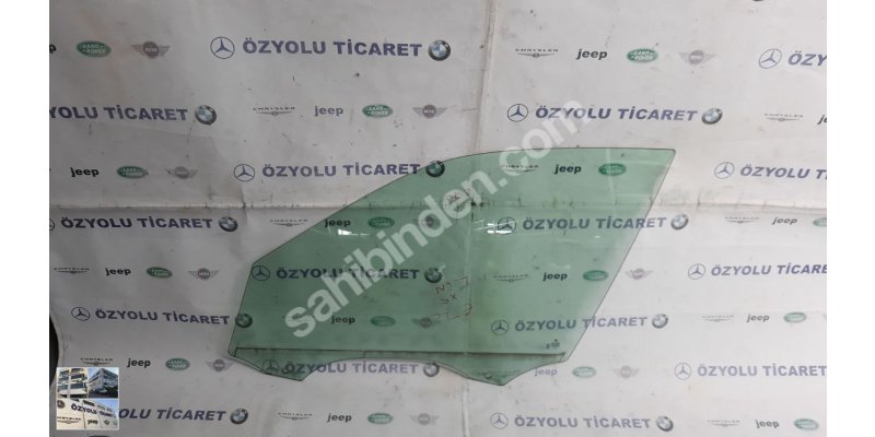 BMW X5 SERİSİ E70 SOL ÖN KAPI CAMI 0010502
