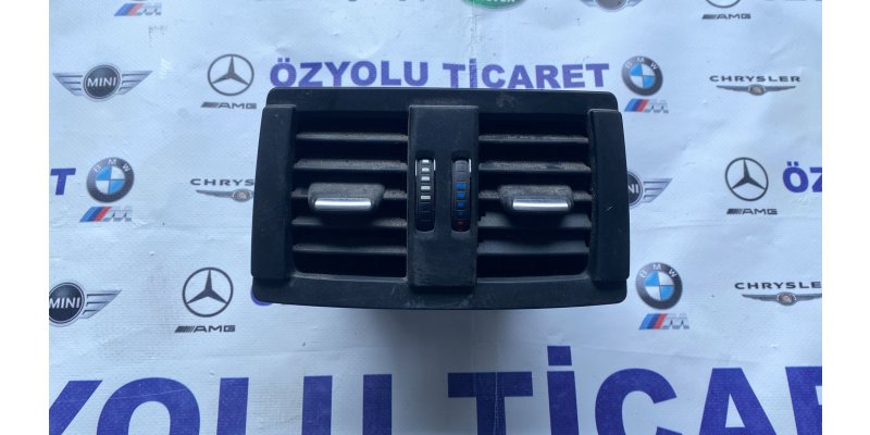 BMW F30-F32-F33-F36 Arka Havalandırma 9207330