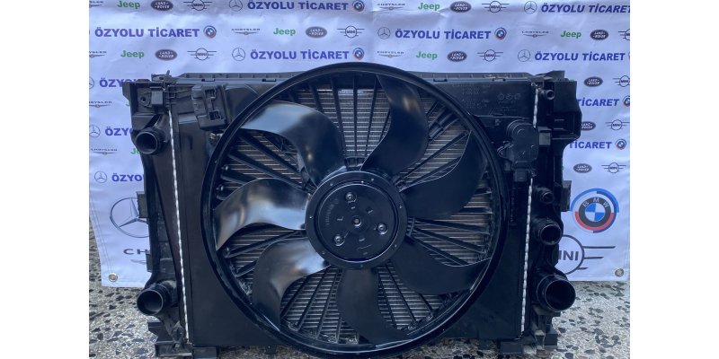 Mercedes W205 C200d Dizel 626 Motor Motor Fanı ve Radyatör Seti