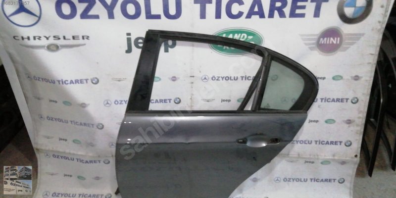 BMW e90 3 serisi sol arka kapı 000899