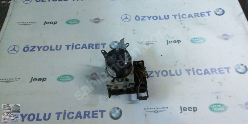 BMW e87 1 serisi abs beyni 34516777158-34526777159