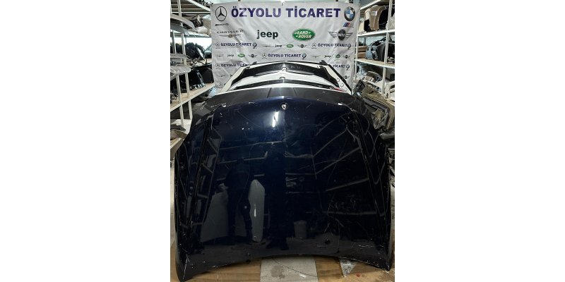 Mercedes W204 C Serisi Makyajlı Motor Kaputu