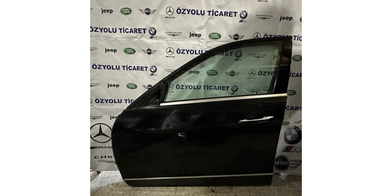Mercedes W212 E Serisi Sol Ön Kapı Siyah 2009-2016