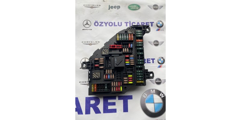 BMW F01 7 Serisi Arka Sigorta Tablası 9210857