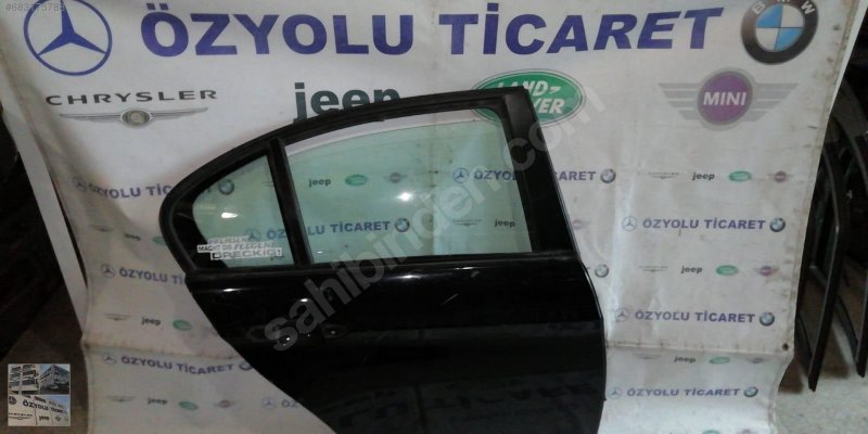 BMW e90 3 serisi sağ arka kapı 001030
