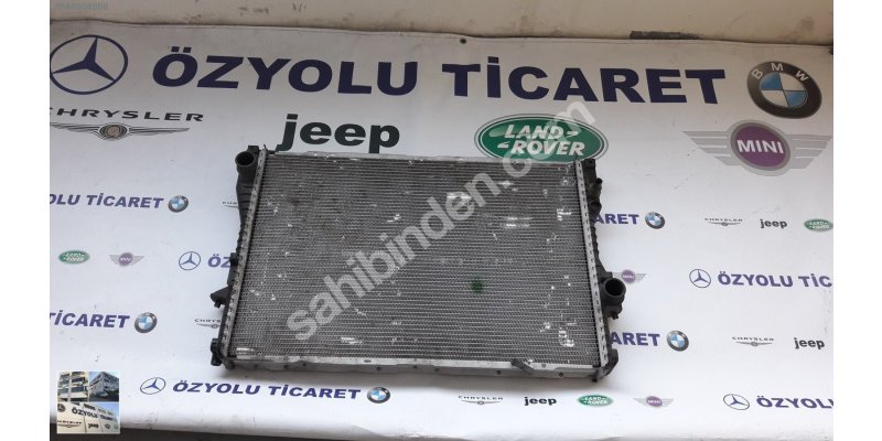 BMW E39 5.20 D SU RADYATÖRÜ 0010560