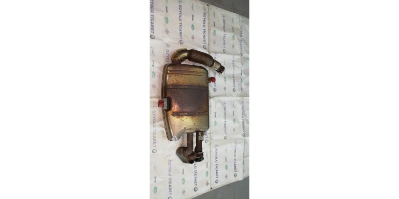 Bmw i8 orta egzos susturucu 001039