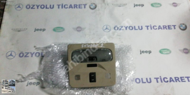 Land rover freelander 2 tavan lambası 0010505