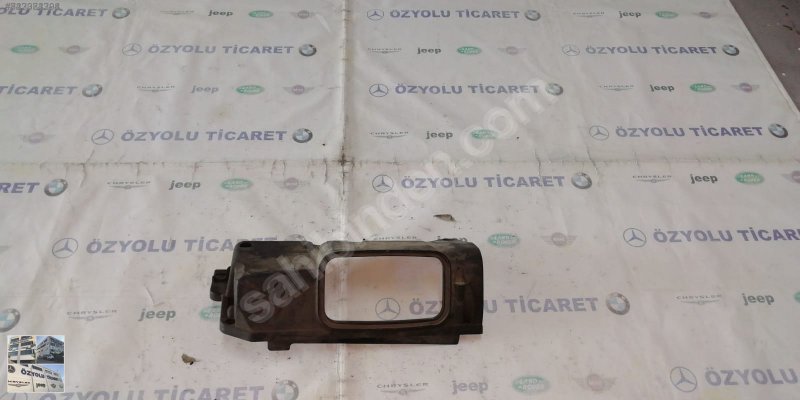 BMW e83 x3 2.0 diesel motor yan kapağı 1371778725