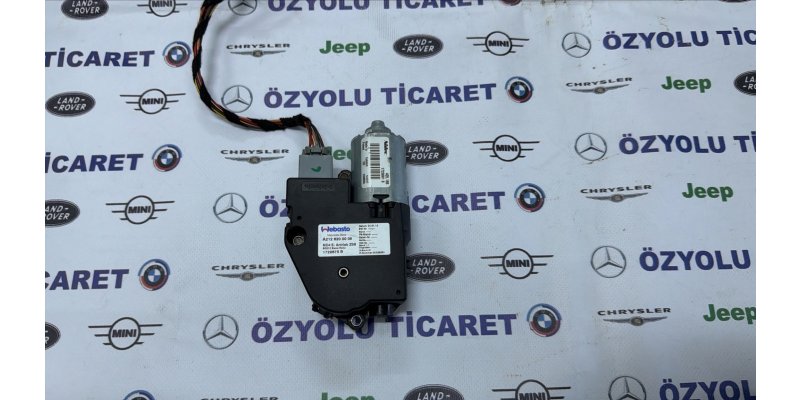 Mercedes W207 Sanruf Perde Motoru A2128200008