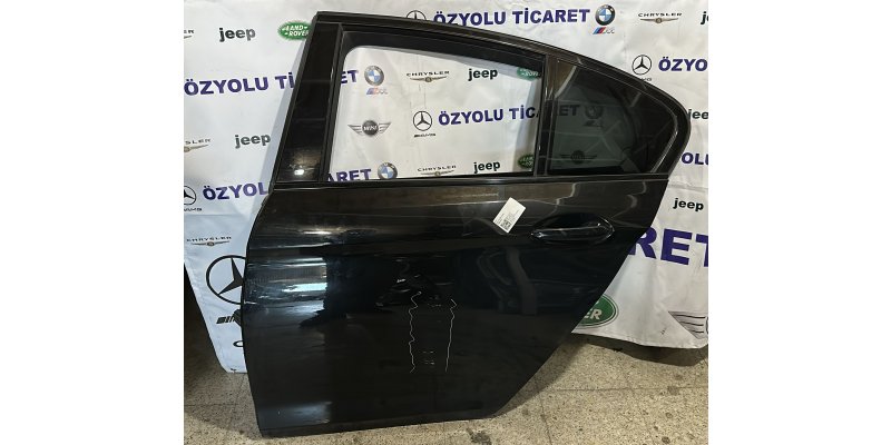 BMW G30 5 Serisi Sol Arka Kapı Siyah