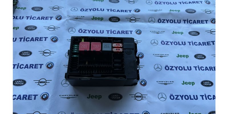 Mercedes W206 C Serisi Arka Sigorta Tablası A2239061402