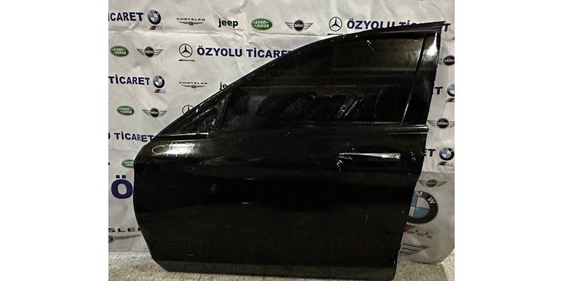 Mercedes W205 C Serisi Sol Ön Siyah Kapı 2014-2021