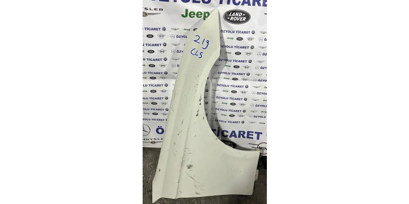 Mercedes W219 CLS Sağ Ön Çamurluk Beyaz Çıkma
