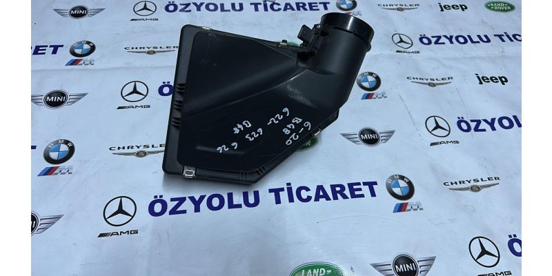 BMW G20 320i B48 Hava Filtre Kutusu 1371 8580424