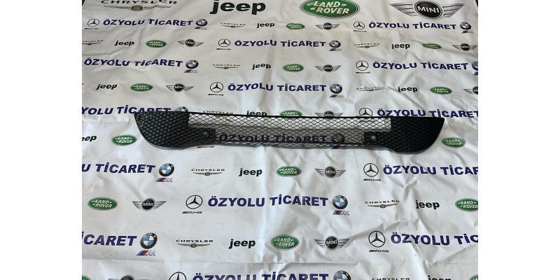 Mercedes W176 A Ön tampon Orta Izgara A1768853322