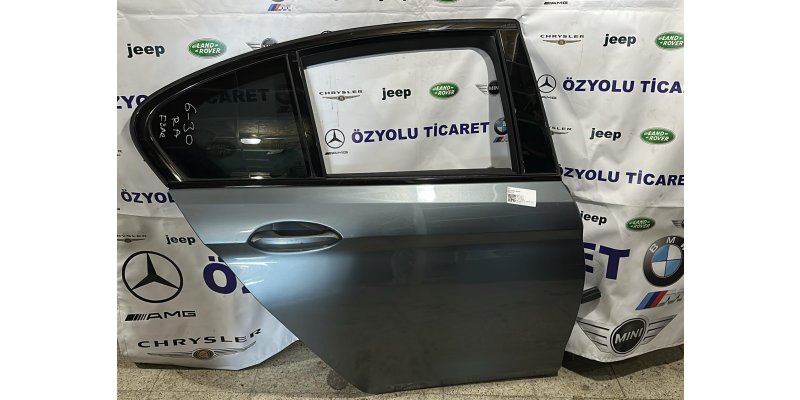 BMW G30 5 Serisi Sağ Arka Kapı Hatasız Füme