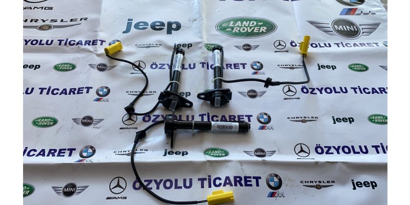 MERCEDES W205 C SERİSİ MOTOR KAPUT YAYA KORUMA AKTÖRÜ (KAPUT FİŞEĞİ) A2059060002