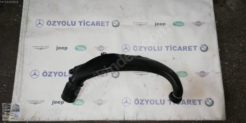 BMW e90 3 serisi n54 motor 335 turbo borusu 1371760002801 · fotoğraf 2