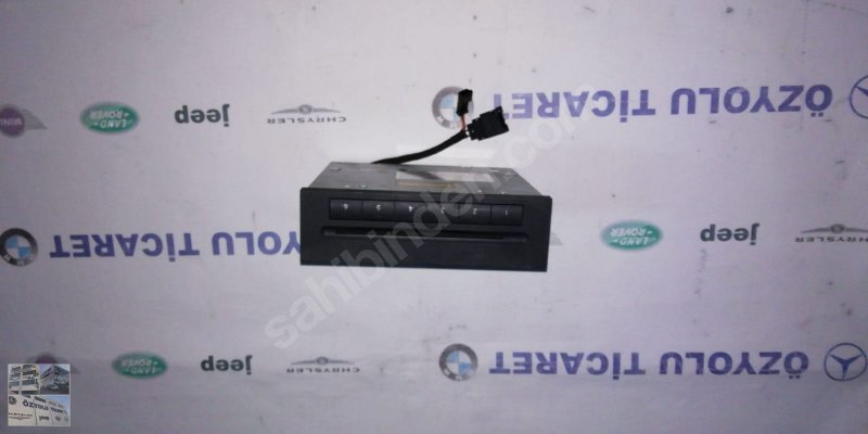 Mercedes w169 b serisi CD changer A2118275542 · fotoğraf 2