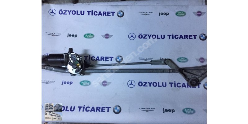 MERCEDES B SERİSİ W169 SİLECEK MOTORU VE MEKANİZMASI0010112 · fotoğraf 2