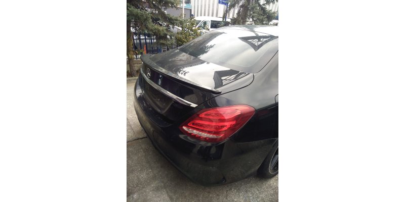 Siyah Mercedes C180 205 Kasa 1.6 Benzinli 2017 Model · fotoğraf 3