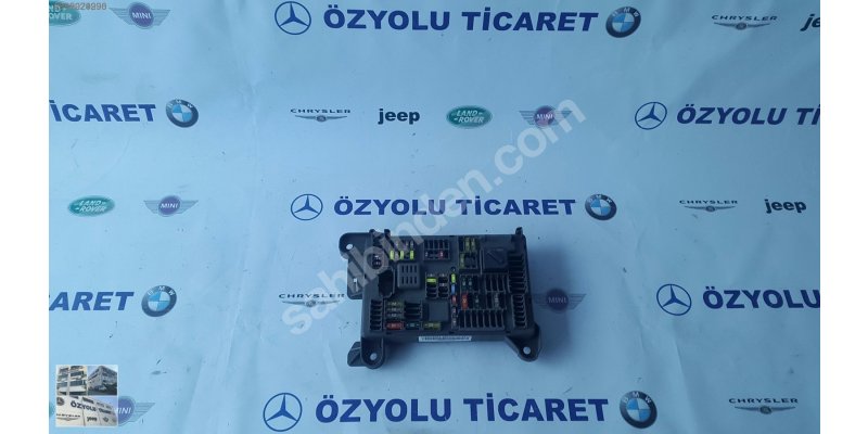 BMW X5 E70 SİGORTA TABLOSU 0010625 · fotoğraf 2